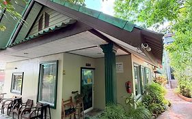 Areeya Phubeach Resort Coliving Coworking